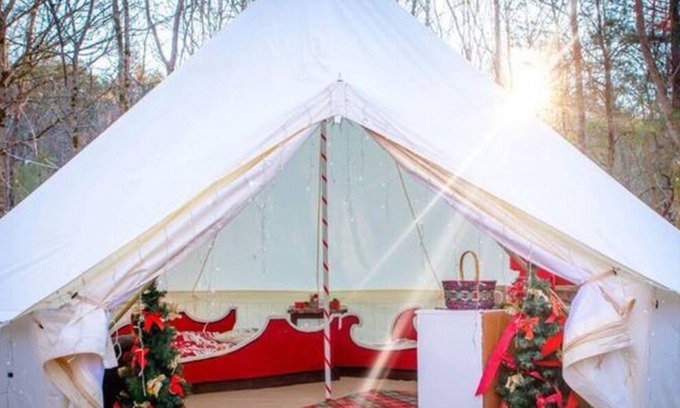 Columbia RV Rental | Candy Cane Glamp Yurt in the Woods