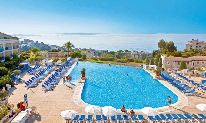 Cannes La Bocca Apartment | Cannes villa Francia, Apartment with terrace