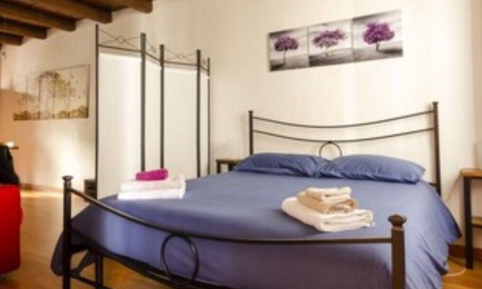 La Morra Apartment | CANNUBI apartment in the historic center of La Morra