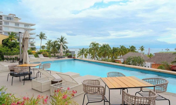 La Cruz de Huanacaxtle Condo | Canuva Beachfront Condo – Steps from Sand, Pool & Concierge