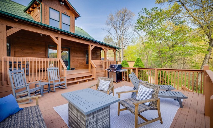 Butler Cabin | Canyon Dream Waterfront Log Home with Private Dock
