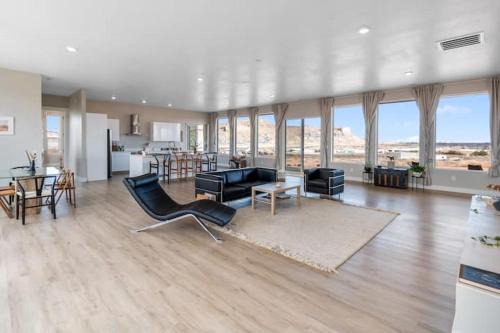 Big Water House | Canyon Dweller Luxury home with Mesa views