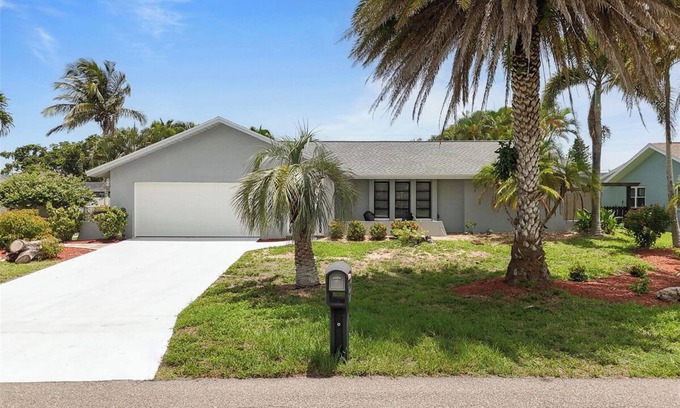 Cape Coral House | Cape Coral Getaway