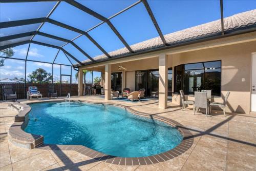 Burnt Store House | Cape Coral Villa 1001: Private Pool Tranquil Stay