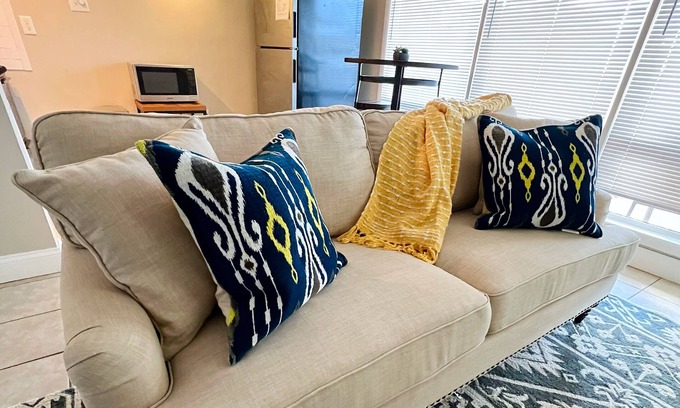 Frankfort Condo | Capital City Condo #8