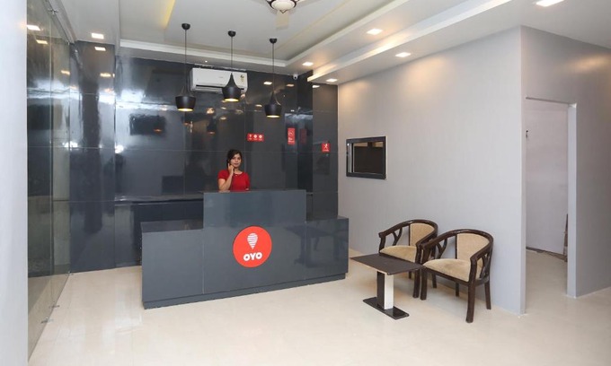 Sahibabad Hotel | Capital O 12807 Amaira Hotel And Banquets