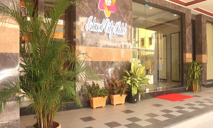 Downtown George Town Hotel | Capital O 90897 Island City Hotel