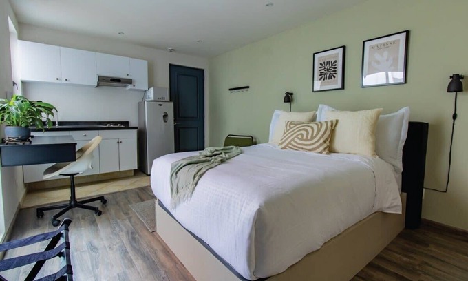 Los Morales Apartment | Capitalia | Studio Comfort