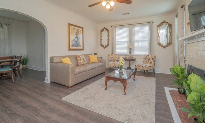 Montgomery House | Capitol Heights Hidden Gem, Close to Downtown