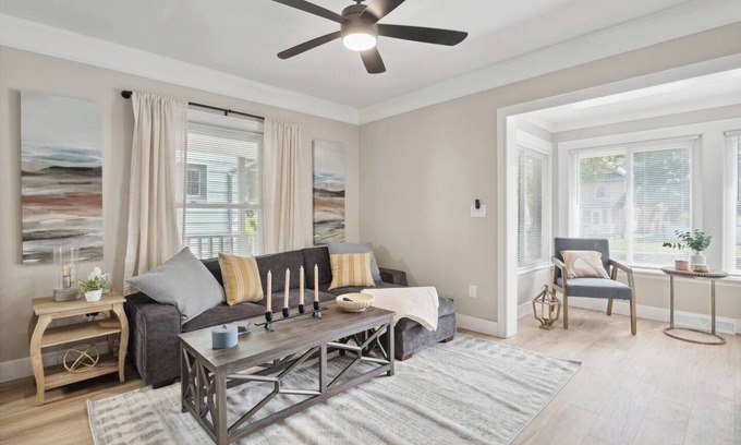 Lansing House | Capitol Oasis 3 bed/2 bath near downtown Lansing!
