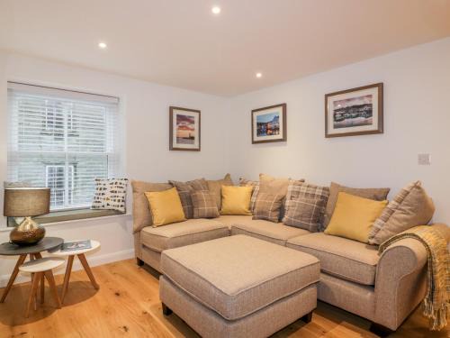 Mevagissey Apartment | Captain's Cabin