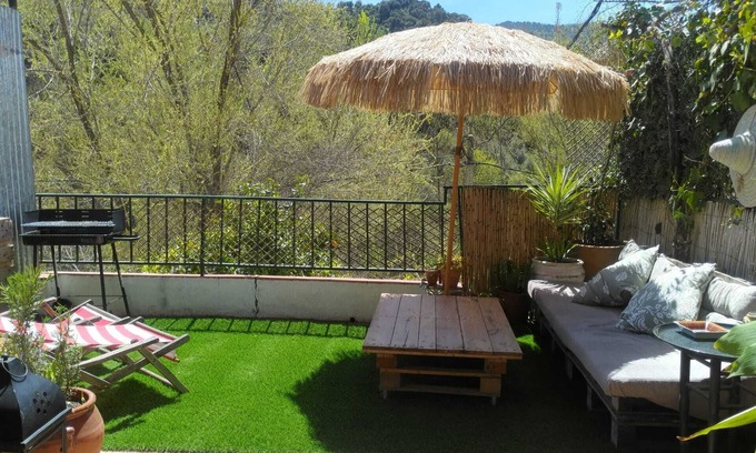 Pinos Genil Apartment | Captivating 1-Bed Apartment in Pinos Genil