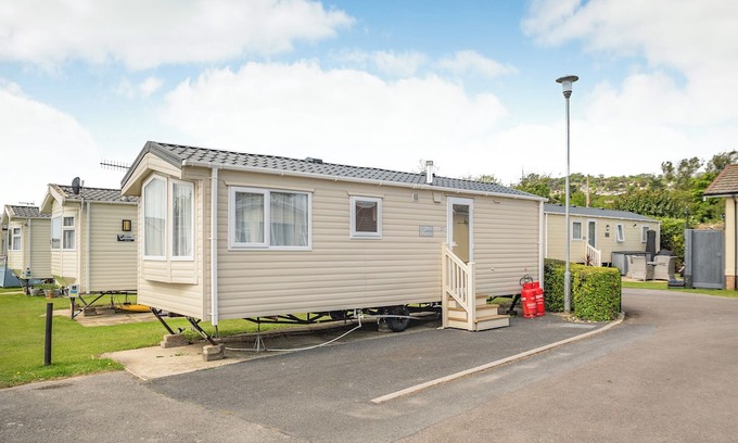 Bridport House | Caravan with one double and one twin.