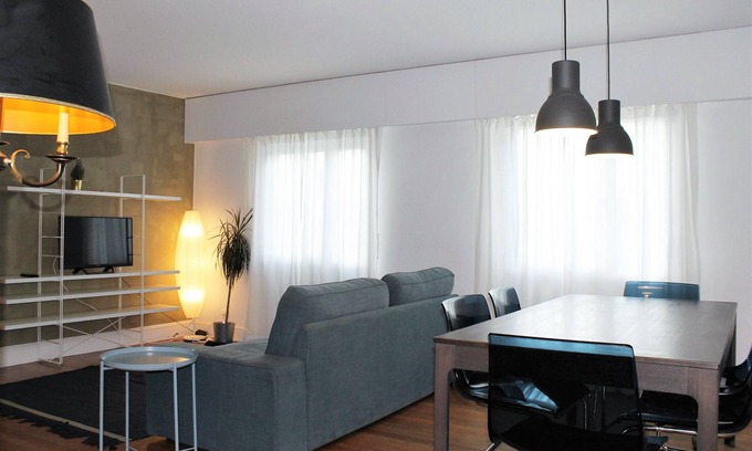 Oeiras Apartment | Carcavelos Sol by Lisbon-Coast vacation