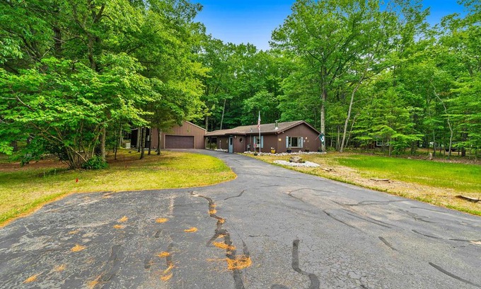 Lake Township House | Cardinal Cabin
