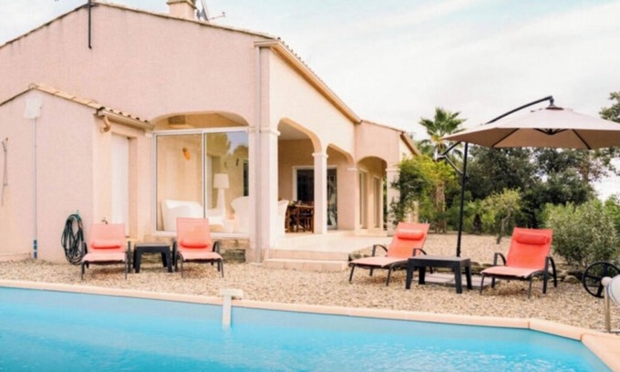 Escales Villa | CAREFREE VILLA