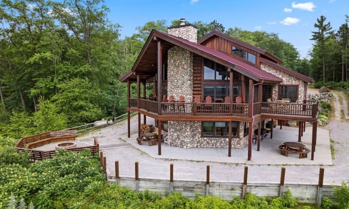 Mio Cabin | Caribou Ridge! Sleep 28+. 1of2 Lodges StunningView