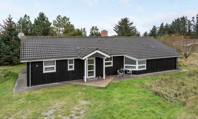 Hirtshals House | "Carlina" - 1.3km from the sea by Interhome