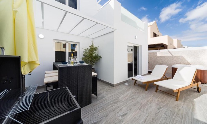 Playa Honda House | Carlotta´s Sea-Cret