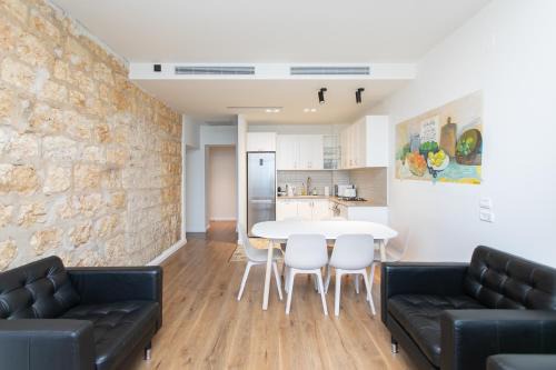 Haifa Apartment | Carmel Boutique Exclusive
