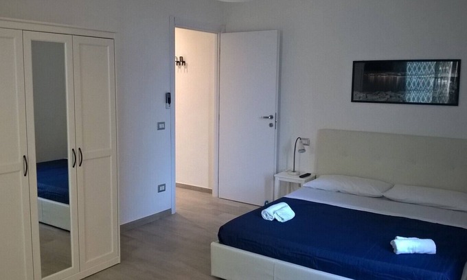 Materdei Apartment | Carmy's door - Apartment in Naples center