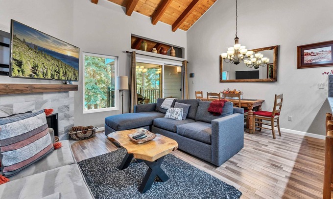 Carnelian Woods Condo | Carnelian Bay 2BR + Loft, Near Beach & Trails