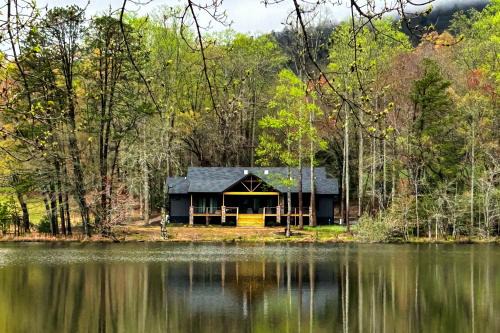 Mills River House | Carolina Cabin
