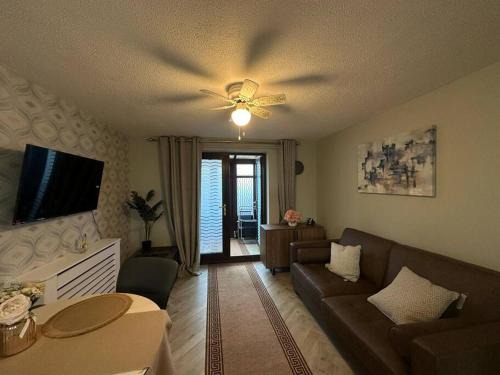 Northampton Apartment | Caroline's One Bedroom House in Northampton