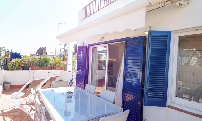 Sitges Town Center Apartment | Carreta Sea Views by Hello Homes Sitges