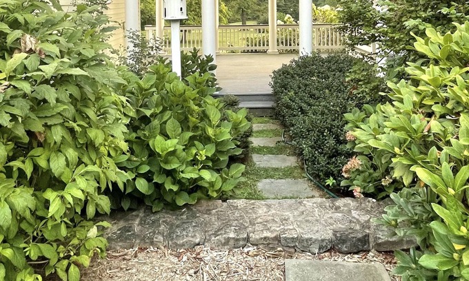 Middleburg Apartment | Carriage house apartment