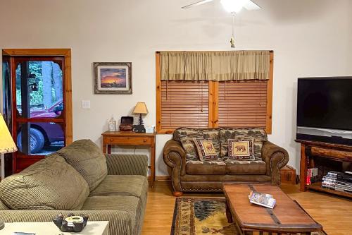 Sylva House | Carrie’s Cabin