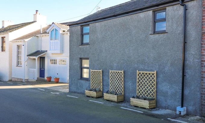 Newland Near Ulverston House | Carters Cottage, Ulverston