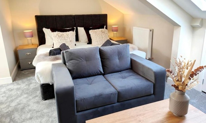 Carlisle Apartment | Carvetii - ANNE House Room 4 - Triple bed 2nd floor en-suite