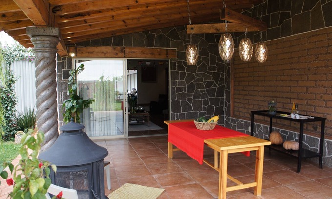 Marfil House | Casa Ángela Guest House