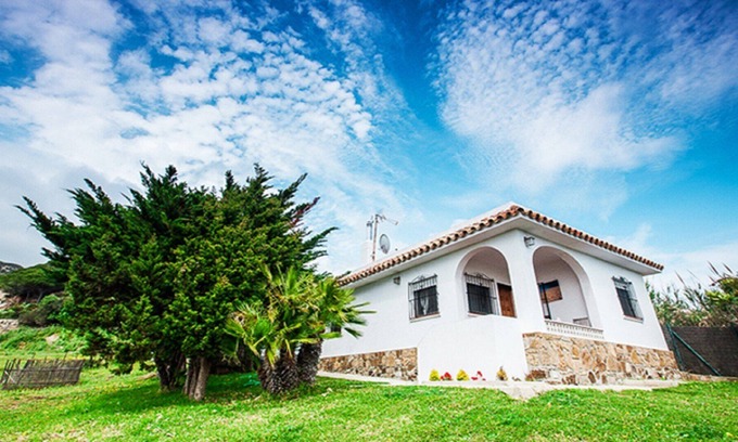 Bolonia House | Casa a pocos metros de la playa con hermosas vistas al mar y puesta de sol . (vss1)