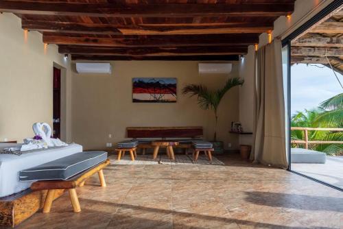 Zona Hotelera Villa | Casa Aakbal Private Beach Fron Sea Best Location