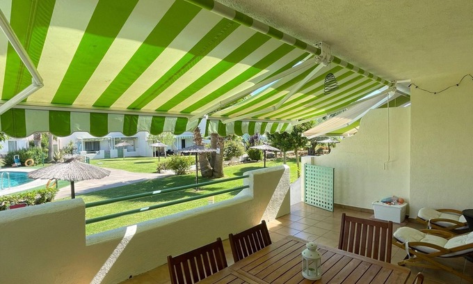 El Portil House | Casa Adosada Cerca de la Playa en Urbanización Agradable con Piscina, Pista de
