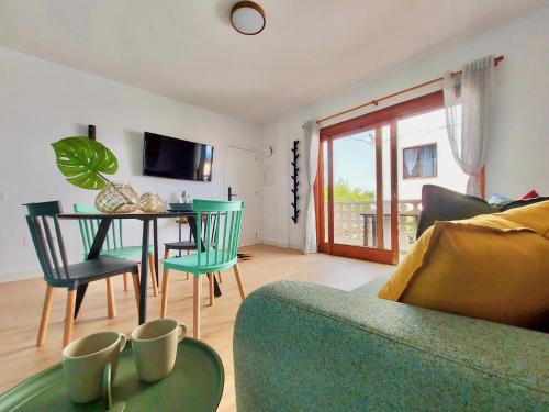 Punta del Hidalgo Apartment | Casa Ana con balcón