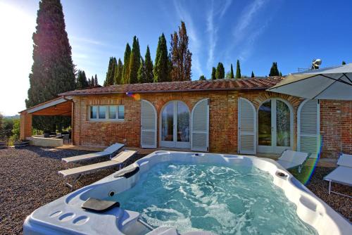 San Gimignano House | Casa Andrea by PosarelliVillas