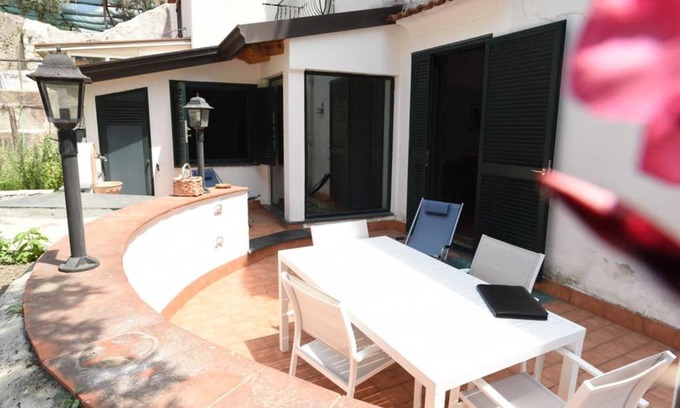 Maiori House | Casa Annalí - House and garden by the Amalfi Coast