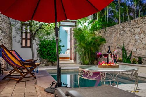Zona Paseo Montejo House | Casa Armadillo, colonial house with pool