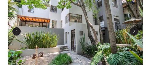 Atascadero House | Casa Arroyo