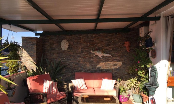 Cuevas de San Marcos House | Casa Bob