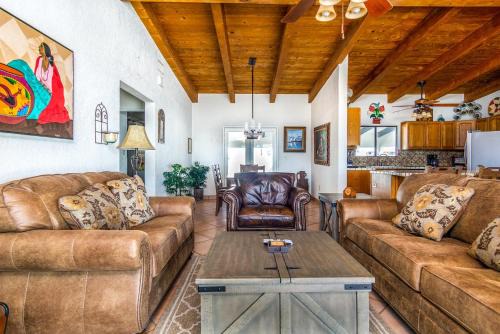 Almont House | Casa Buenaventura