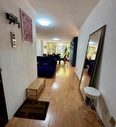 Zona Rosa House | Casa Camara