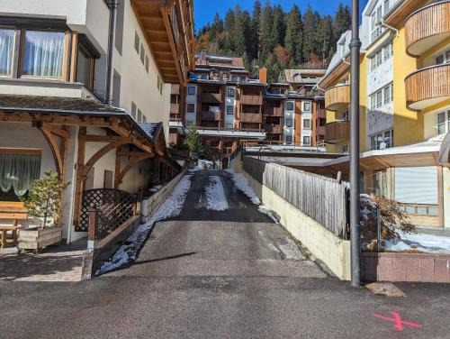 Madonna di Campiglio Apartment | Casa Campiglio Centro Piano Alto con Vista
