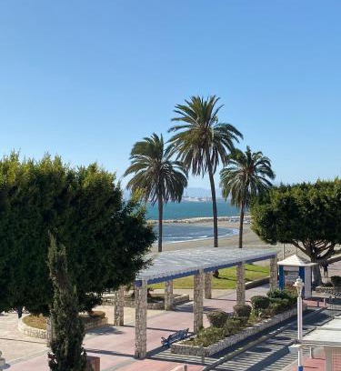 Playas del Palo Apartment | Casa Carmen primera linea de playa