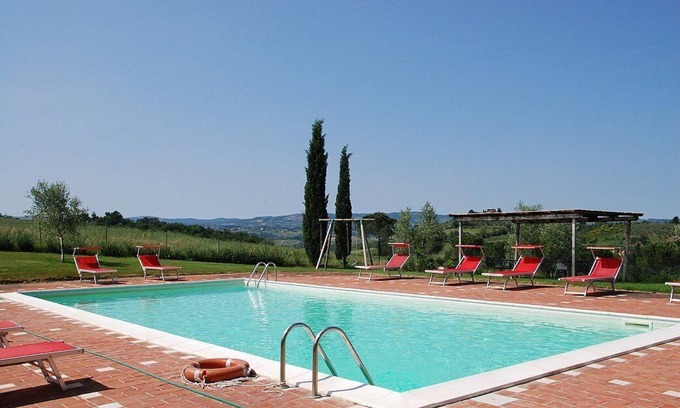 Castelfiorentino House | Casa Cassiodoro B: A characteristic apartment located on top of a small hill, with Free WI-FI.