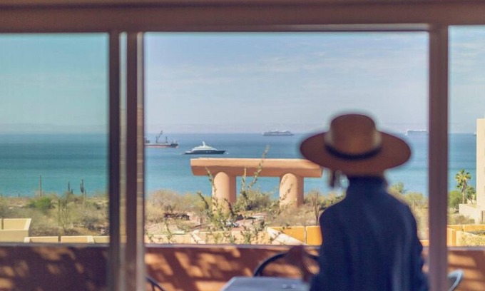 La Paz House | Casa Catalina Puerta Cortes with Beach Club Access
