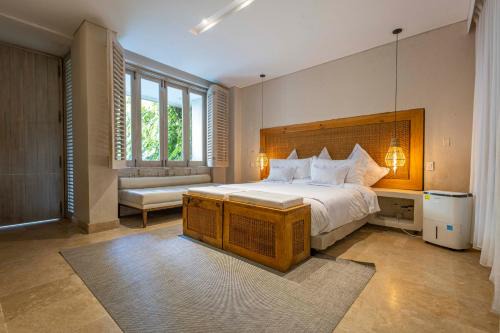 Cartagena Walled City House | Casa Charlie´s Can